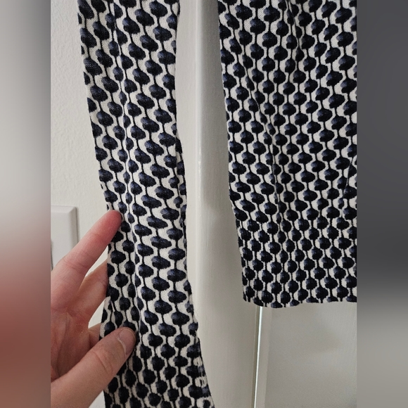 LOFT Petites Blue, Black, and White Patterned Button-Up Cardigan, Size XXSP - Picture 3 of 6